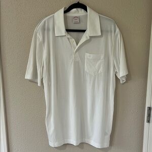 Brooks Brothers NWOT Pocket Polo Large | Ultralight weight
